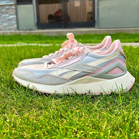 Reebok Sneakers - Picture 1 of 5